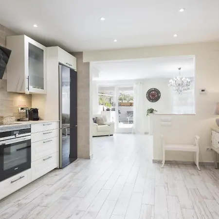 Apartment Spaces Mediterranean 4 Bedroom