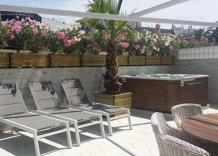 Spaces Mediterranean 4 Bedroom Apartment